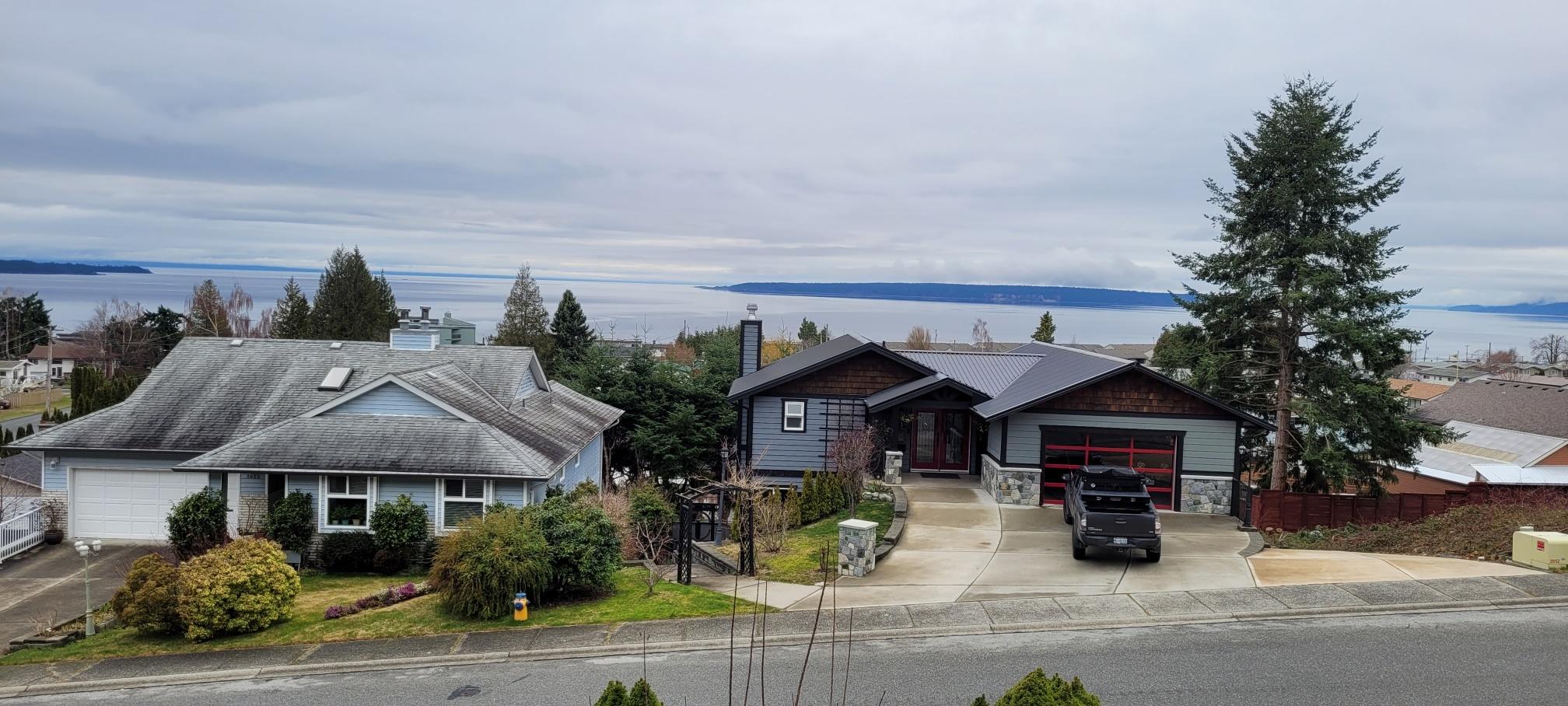 












3826 Trail Place

, A,
Powell River,




BC
V8A 5L3

