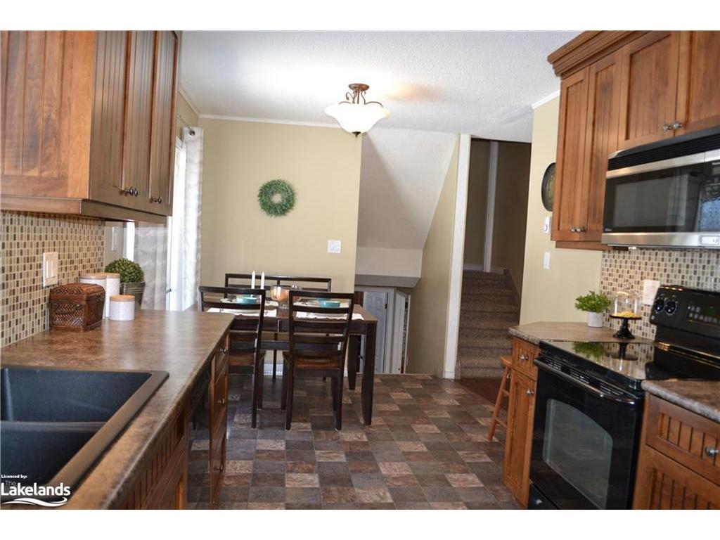 









209


Ravensglen

Drive,
Huntsville,




ON
P1H 1L7

