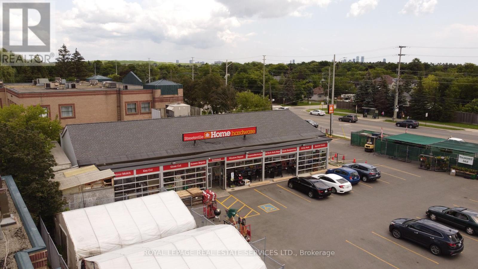 












3 QUEEN ST N

,
Mississauga,







Ontario
L5N1A2

