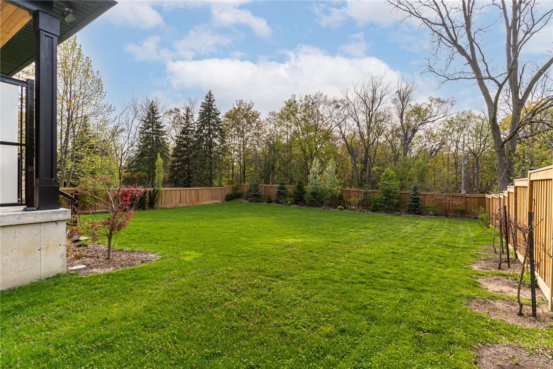 












731 Montgomery Drive

,
Ancaster,




Ontario
L9G3H6

