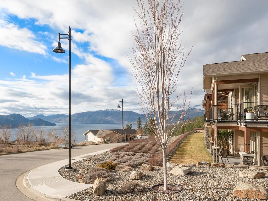 









4000


Trails

Place, 101,
Peachland,




BC
V0H 1X5

