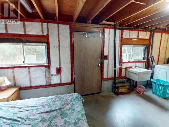 












5649 TANNER AVE

,
Powell River,




British Columbia
V8A4J4


