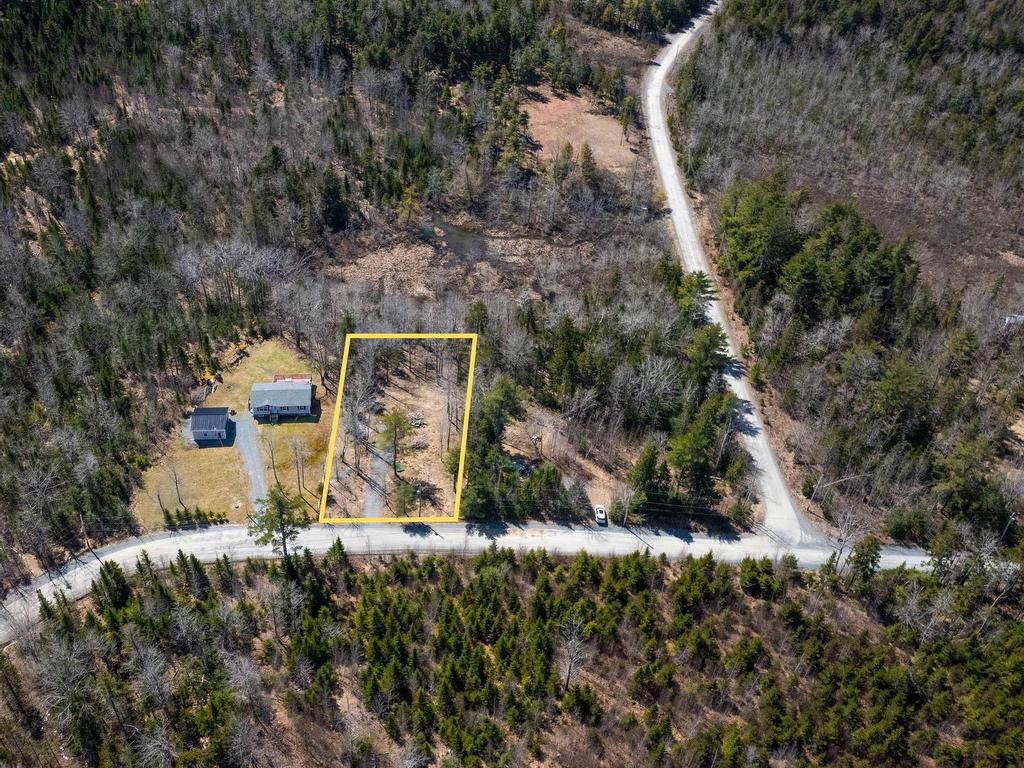












52 Bellefontaine Road

,
Enfield,







NS
B2T 1H2

