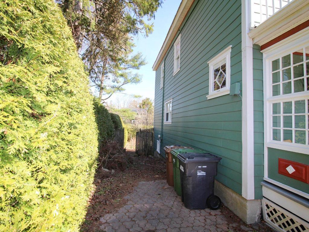 









14


Rue William-Paige

,
Sherbrooke (Lennoxville),




QC
J1M1W8


