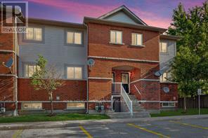 












#4 -237 FERNDALE DR S

,
Barrie,




Ontario
L4N0T6

