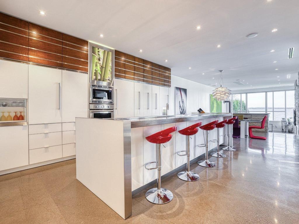 









79


Ch. Fraser

,
Gatineau (Aylmer),




QC
J9H2H1

