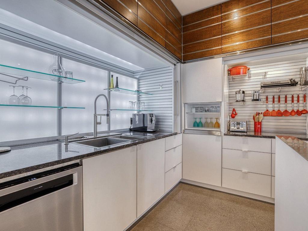 









79


Ch. Fraser

,
Gatineau (Aylmer),




QC
J9H2H1

