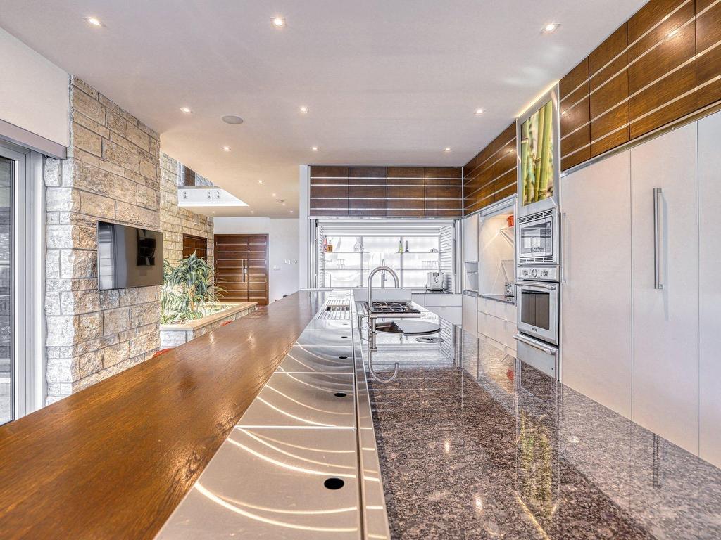 









79


Ch. Fraser

,
Gatineau (Aylmer),




QC
J9H2H1

