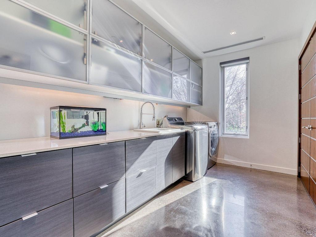 









79


Ch. Fraser

,
Gatineau (Aylmer),




QC
J9H2H1

