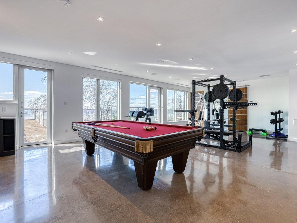 









79


Ch. Fraser

,
Gatineau (Aylmer),




QC
J9H2H1

