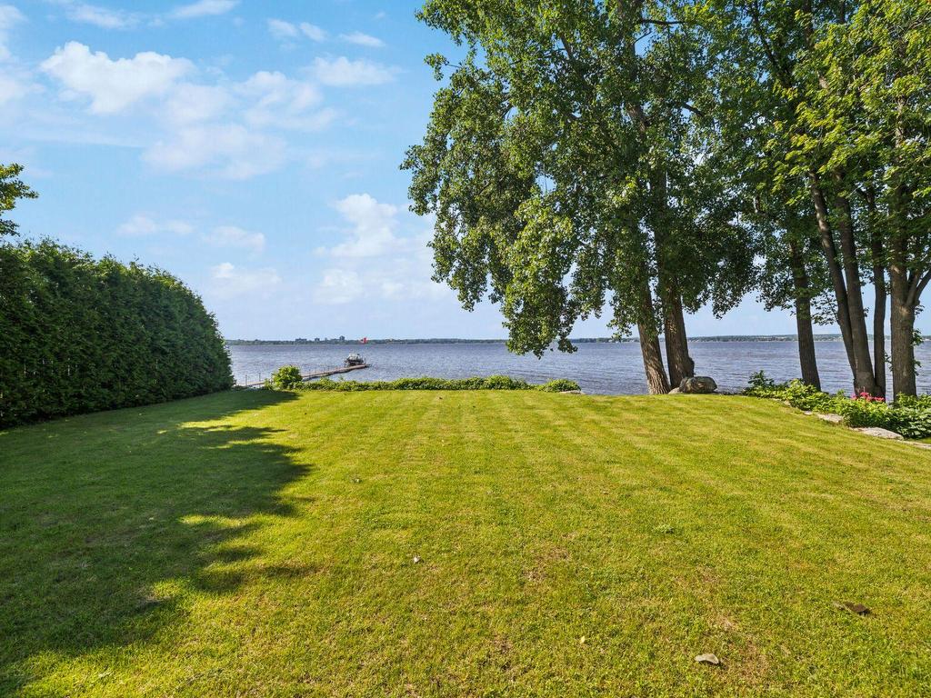 









79


Ch. Fraser

,
Gatineau (Aylmer),




QC
J9H2H1


