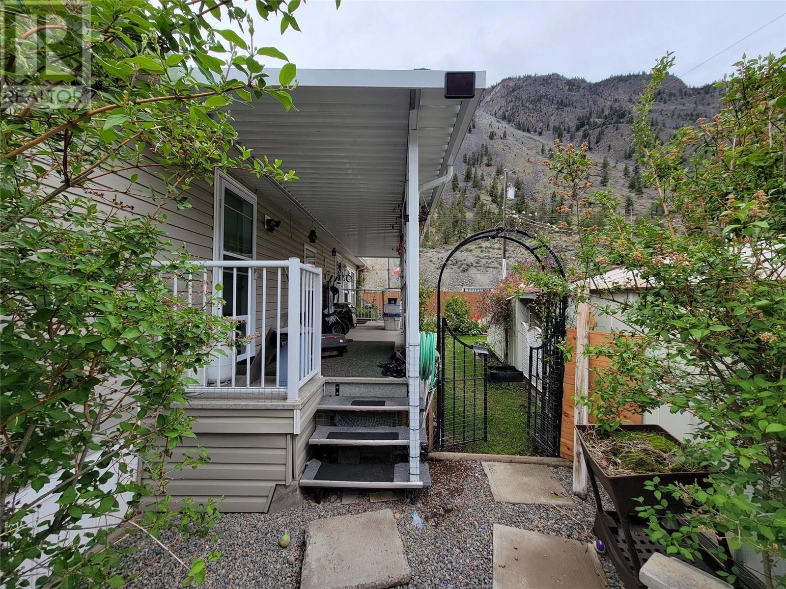 












3455 Highway 3 Unit# 4

,
Keremeos,




British Columbia
V0X1N1

