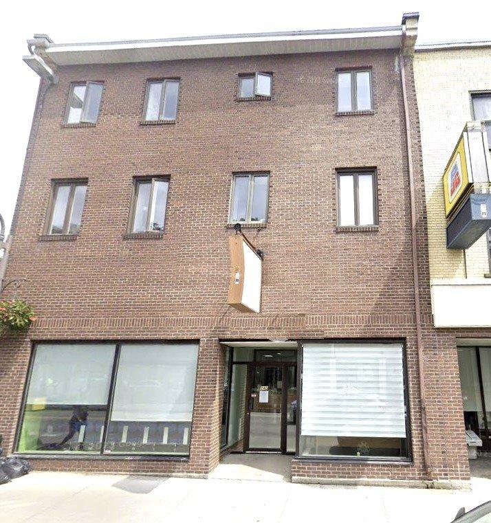 









140


Rue St-Vallier O.

,
Québec (La Cité-Limoilou),




QC
G1K1K1

