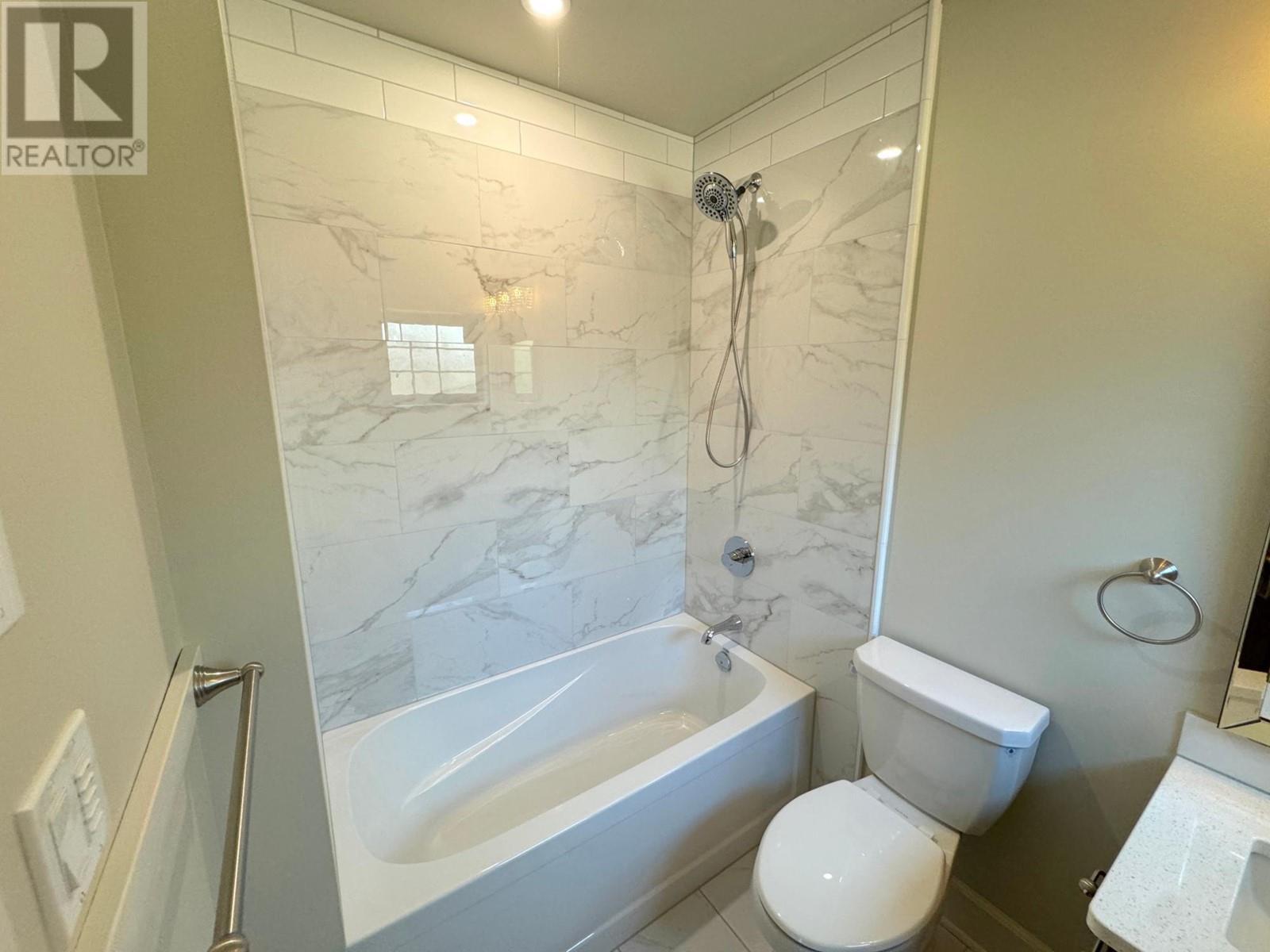 












321 4TH Avenue Unit# B

,
Fernie,




British Columbia
V0B1M0

