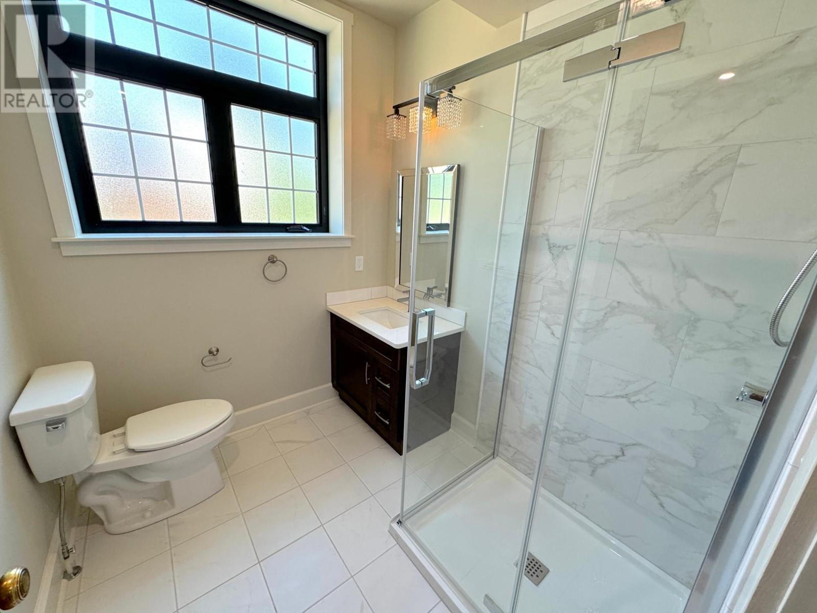 












321 4TH Avenue Unit# B

,
Fernie,




British Columbia
V0B1M0

