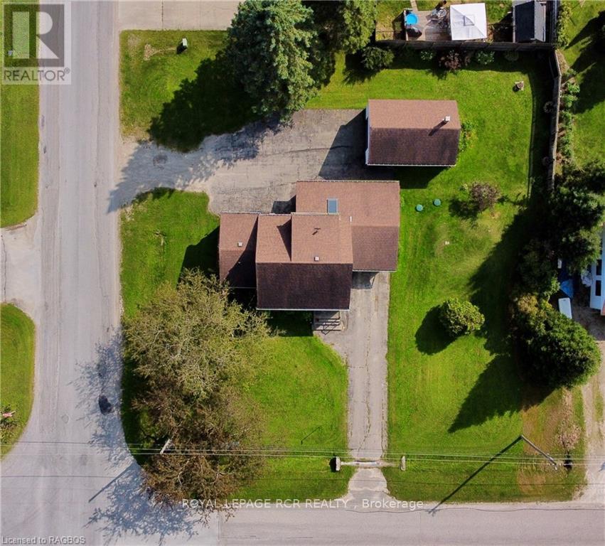 












886 16TH STREET W

,
Georgian Bluffs,




Ontario
N4K6V5

