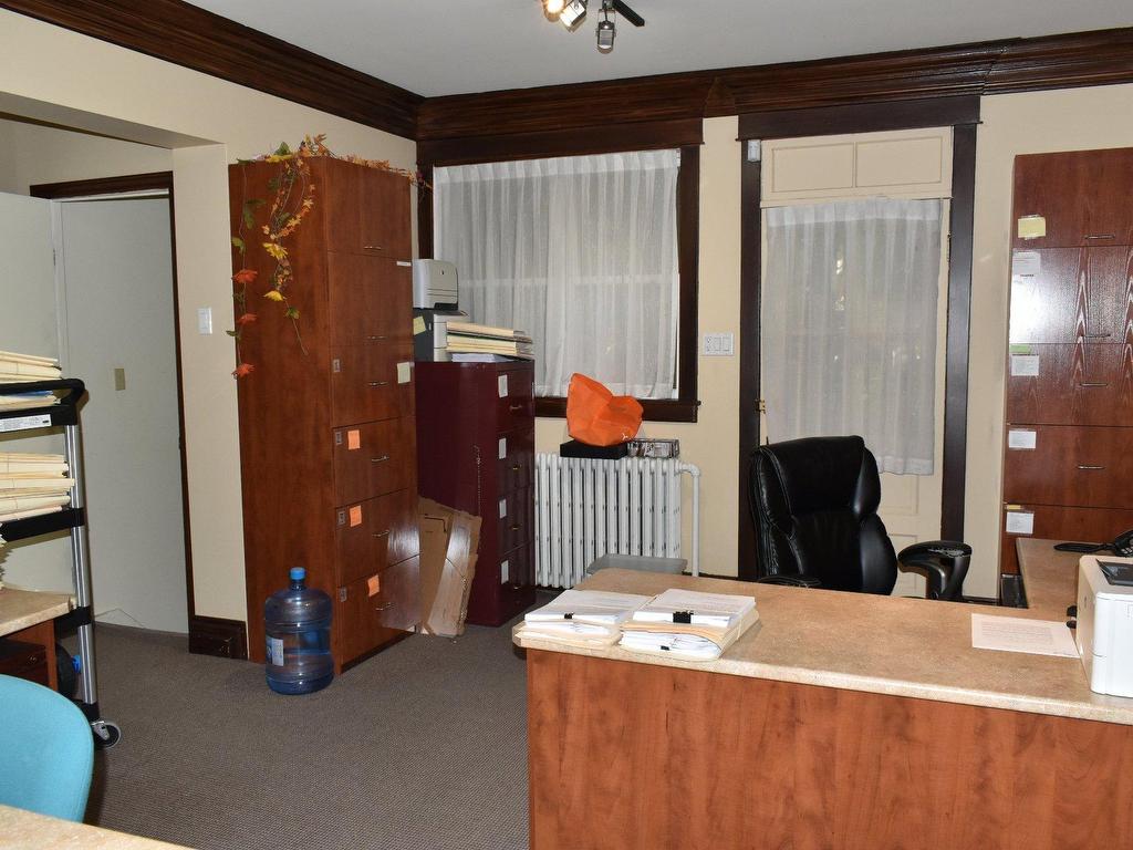 









445Z

 - 445AZ


Rue Brock

,
Drummondville,




QC
J2B1C9

