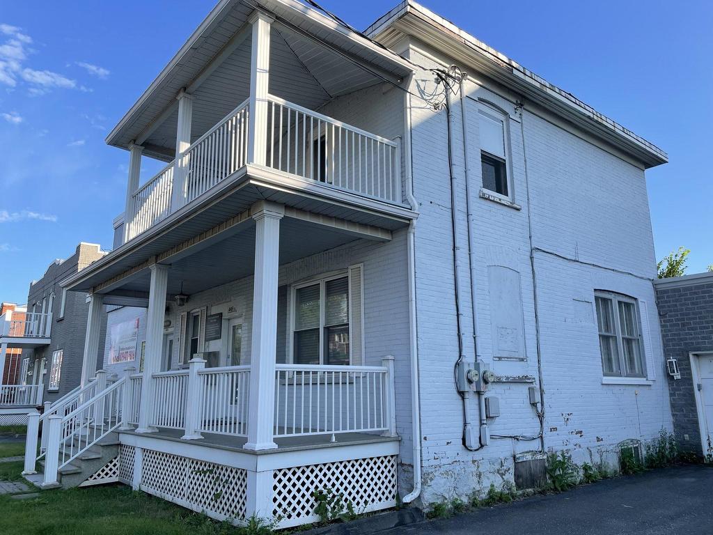 









445Z

 - 445AZ


Rue Brock

,
Drummondville,




QC
J2B1C9

