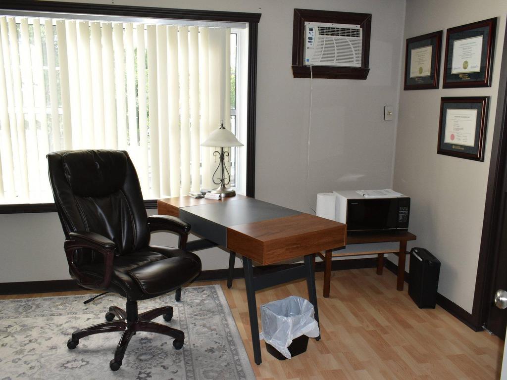 









445Z

 - 445AZ


Rue Brock

,
Drummondville,




QC
J2B1C9

