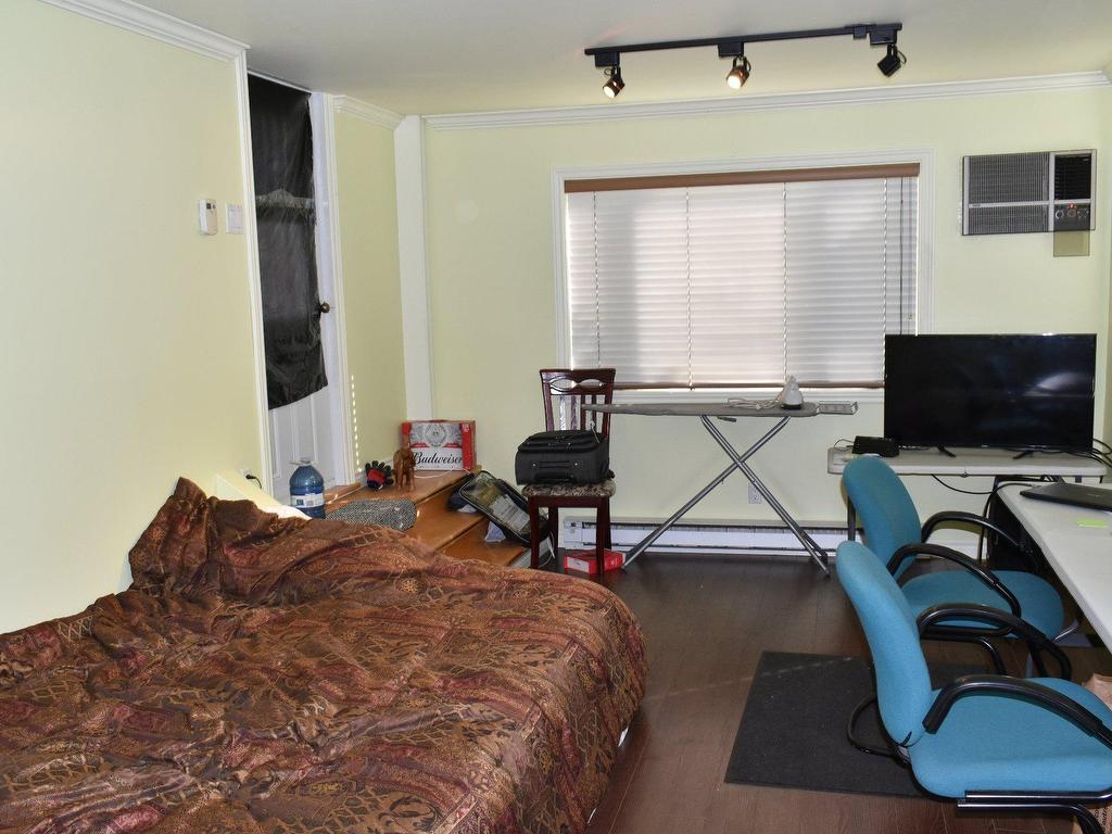









445Z

 - 445AZ


Rue Brock

,
Drummondville,




QC
J2B1C9

