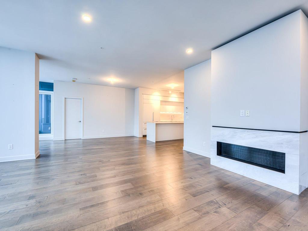 









1188


Rue St-Antoine O.

, PH2,
Montréal (Ville-Marie),




QC
H3C1B4

