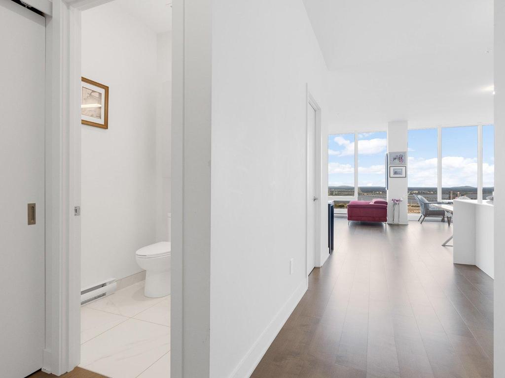 









1188


Rue St-Antoine O.

, PH2,
Montréal (Ville-Marie),




QC
H3C1B4

