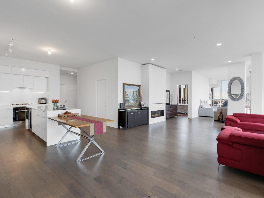 









1188


Rue St-Antoine O.

, PH2,
Montréal (Ville-Marie),




QC
H3C1B4

