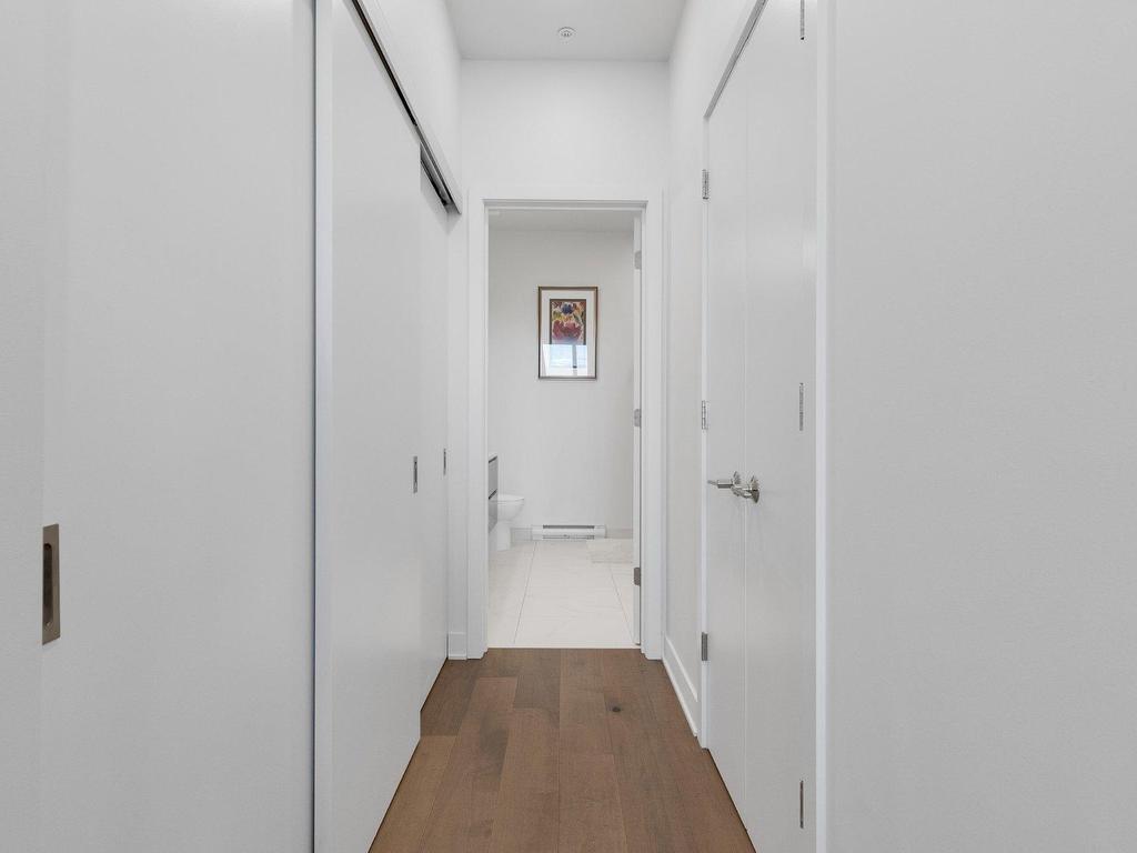 









1188


Rue St-Antoine O.

, PH2,
Montréal (Ville-Marie),




QC
H3C1B4

