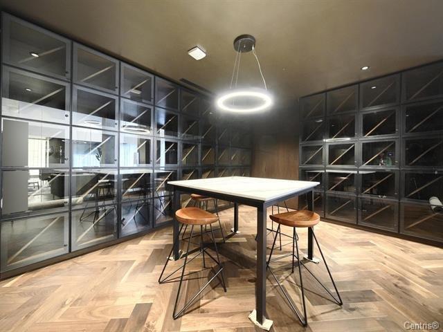 









1188


Rue St-Antoine O.

, PH2,
Montréal (Ville-Marie),




QC
H3C1B4

