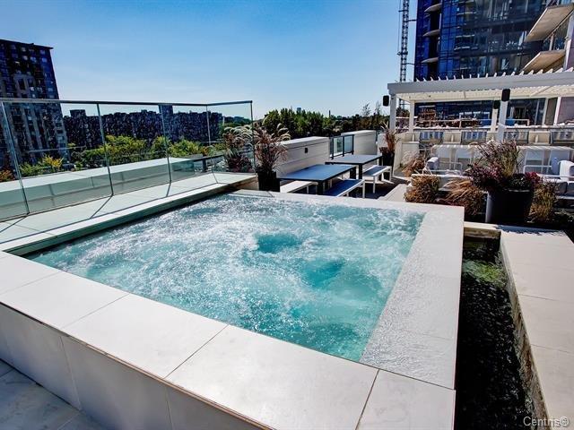 









1188


Rue St-Antoine O.

, PH2,
Montréal (Ville-Marie),




QC
H3C1B4

