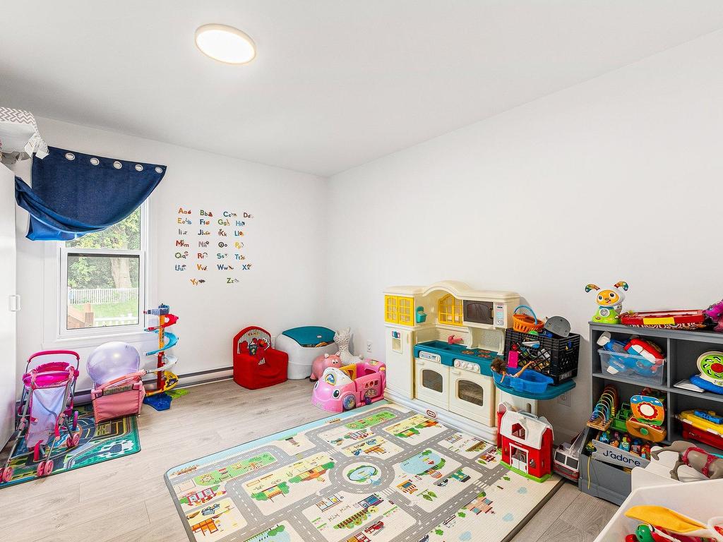 









123


Rue Gendreau

,
Coaticook,




QC
J1A2N3

