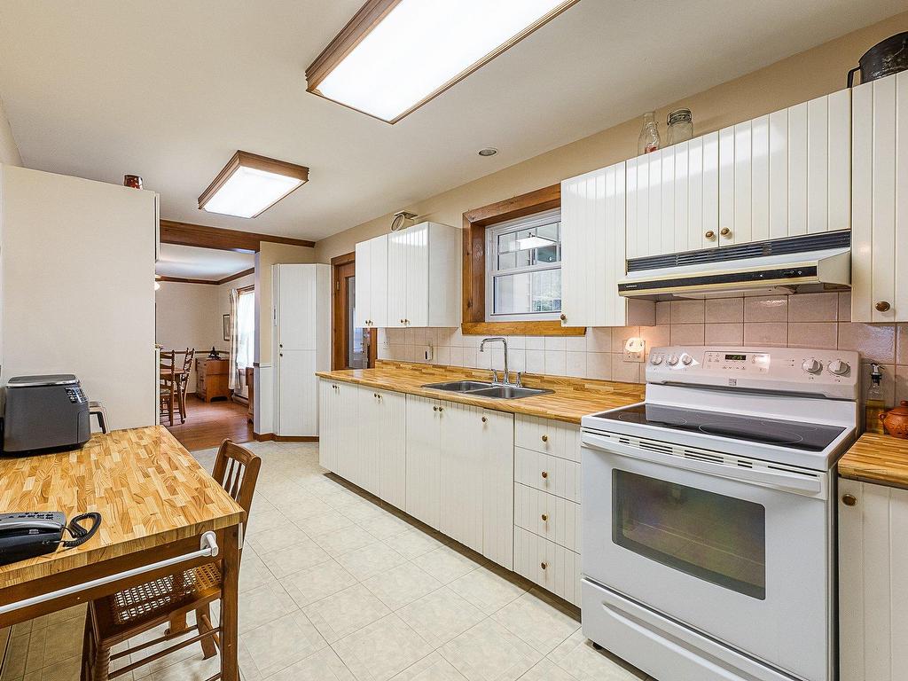 









61


Ch. de Foster

,
Lac-Brome,




QC
J0E1R0

