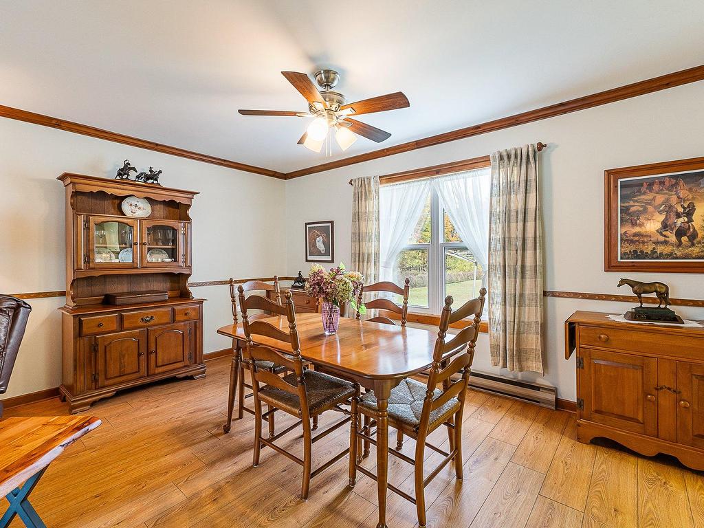 









61


Ch. de Foster

,
Lac-Brome,




QC
J0E1R0

