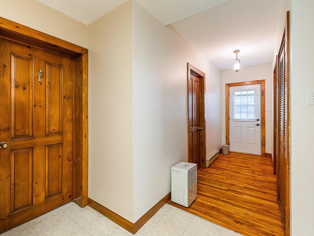 









61


Ch. de Foster

,
Lac-Brome,




QC
J0E1R0

