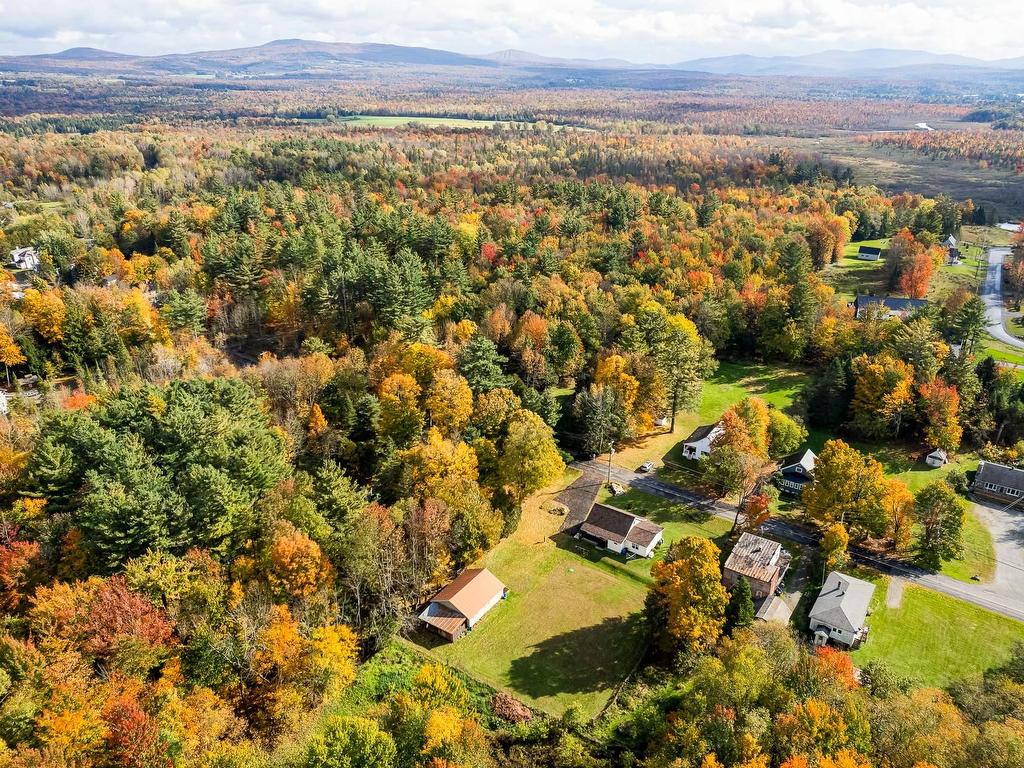









61


Ch. de Foster

,
Lac-Brome,




QC
J0E1R0

