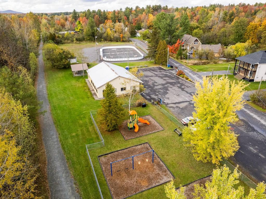 









61


Ch. de Foster

,
Lac-Brome,




QC
J0E1R0


