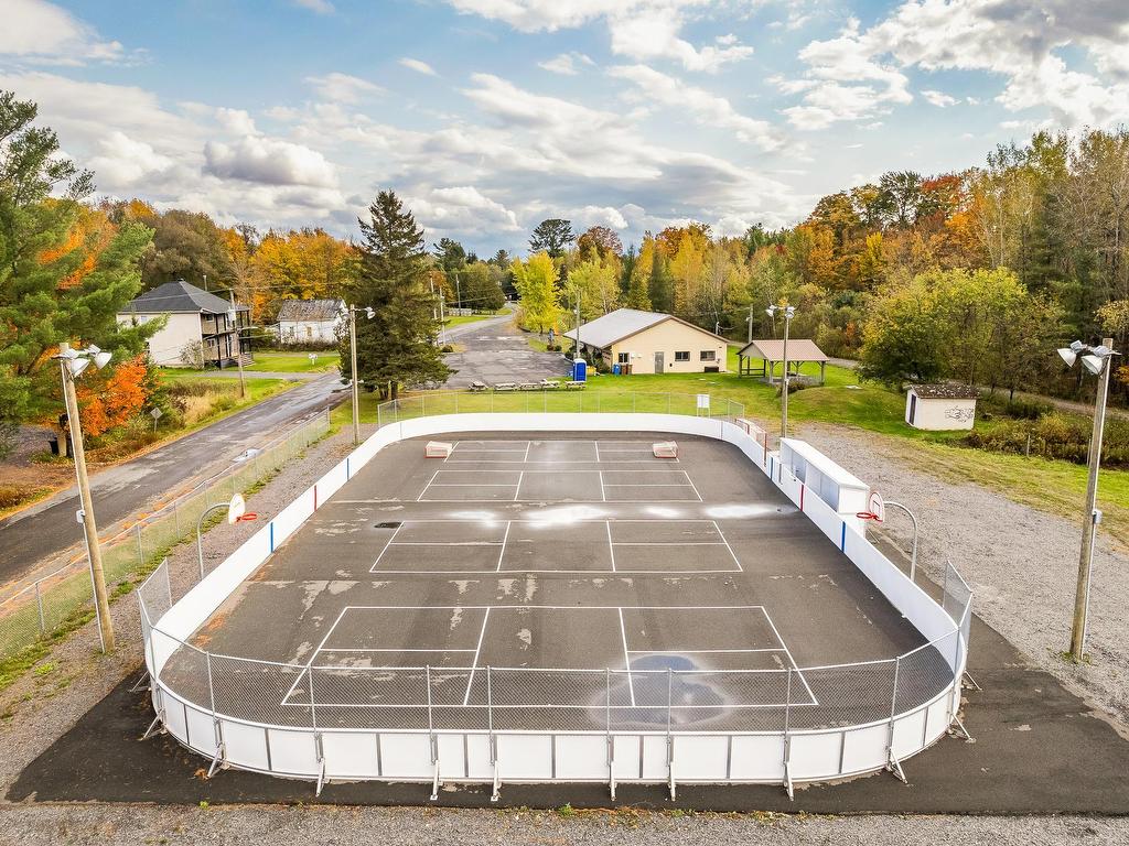 









61


Ch. de Foster

,
Lac-Brome,




QC
J0E1R0

