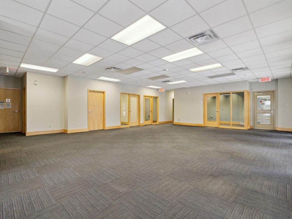 









250


Rue Deveault

,
Gatineau (Hull),




QC
J8Z1T4

