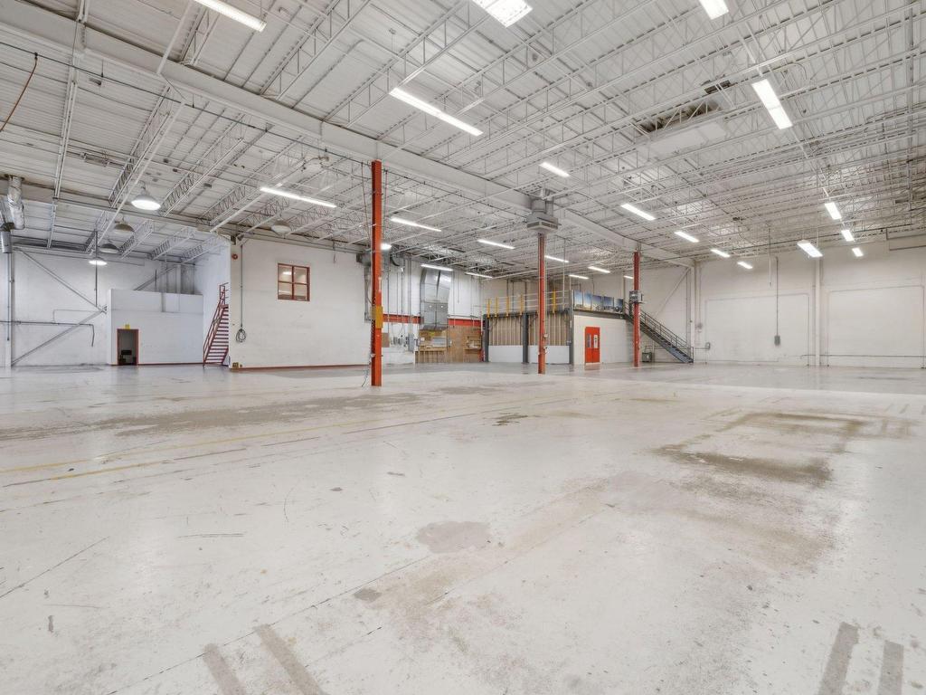 









250


Rue Deveault

,
Gatineau (Hull),




QC
J8Z1T4

