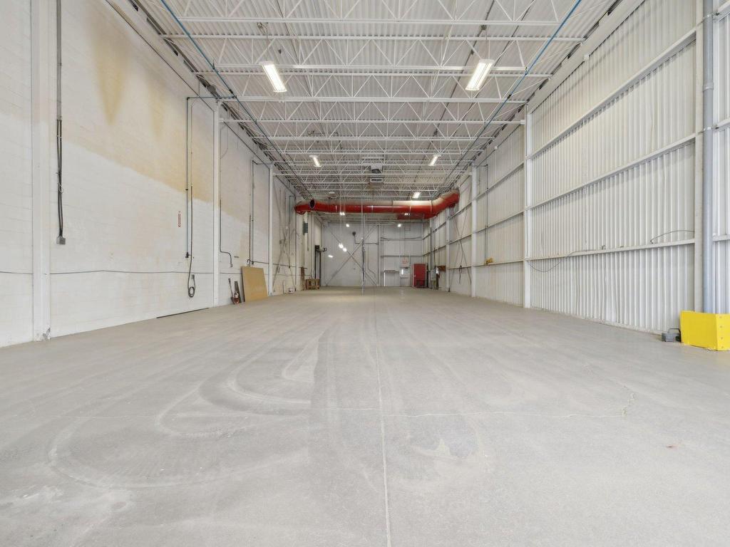 









250


Rue Deveault

,
Gatineau (Hull),




QC
J8Z1T4

