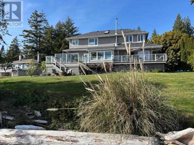 












8745 PATRICIA ROAD

,
Powell River,




British Columbia
