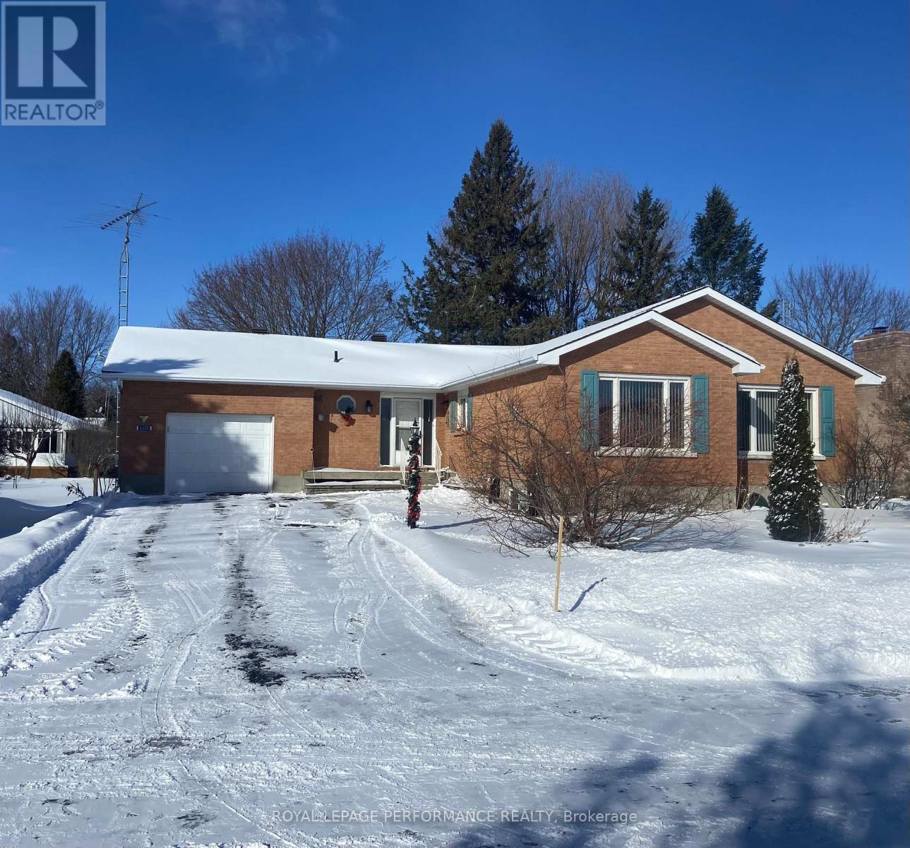 












6232 DALTON COURT

,
South Glengarry,




Ontario
K0C1E0

