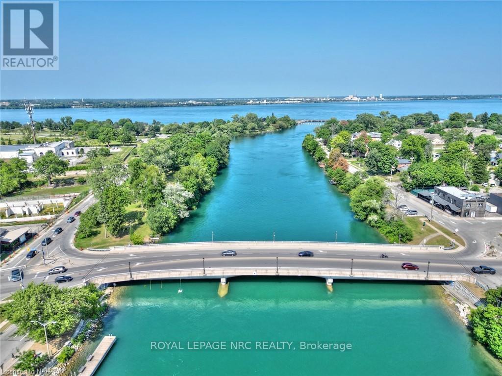 












3758 MAIN STREET

,
Niagara Falls (Chippawa),




Ontario
L2G6B2

