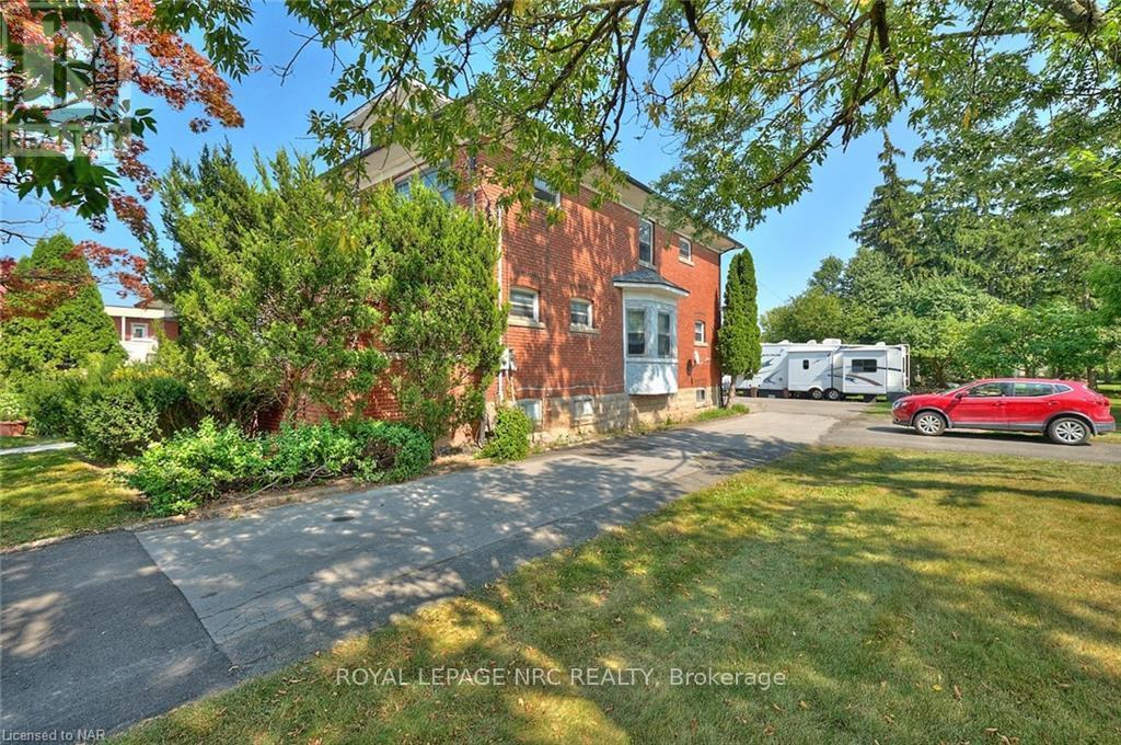 












3758 MAIN STREET

,
Niagara Falls (Chippawa),




Ontario
L2G6B2

