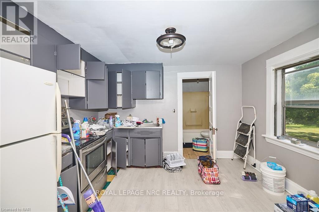 












3758 MAIN STREET

,
Niagara Falls (Chippawa),




Ontario
L2G6B2

