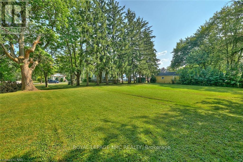 












3758 MAIN STREET

,
Niagara Falls (Chippawa),




Ontario
L2G6B2


