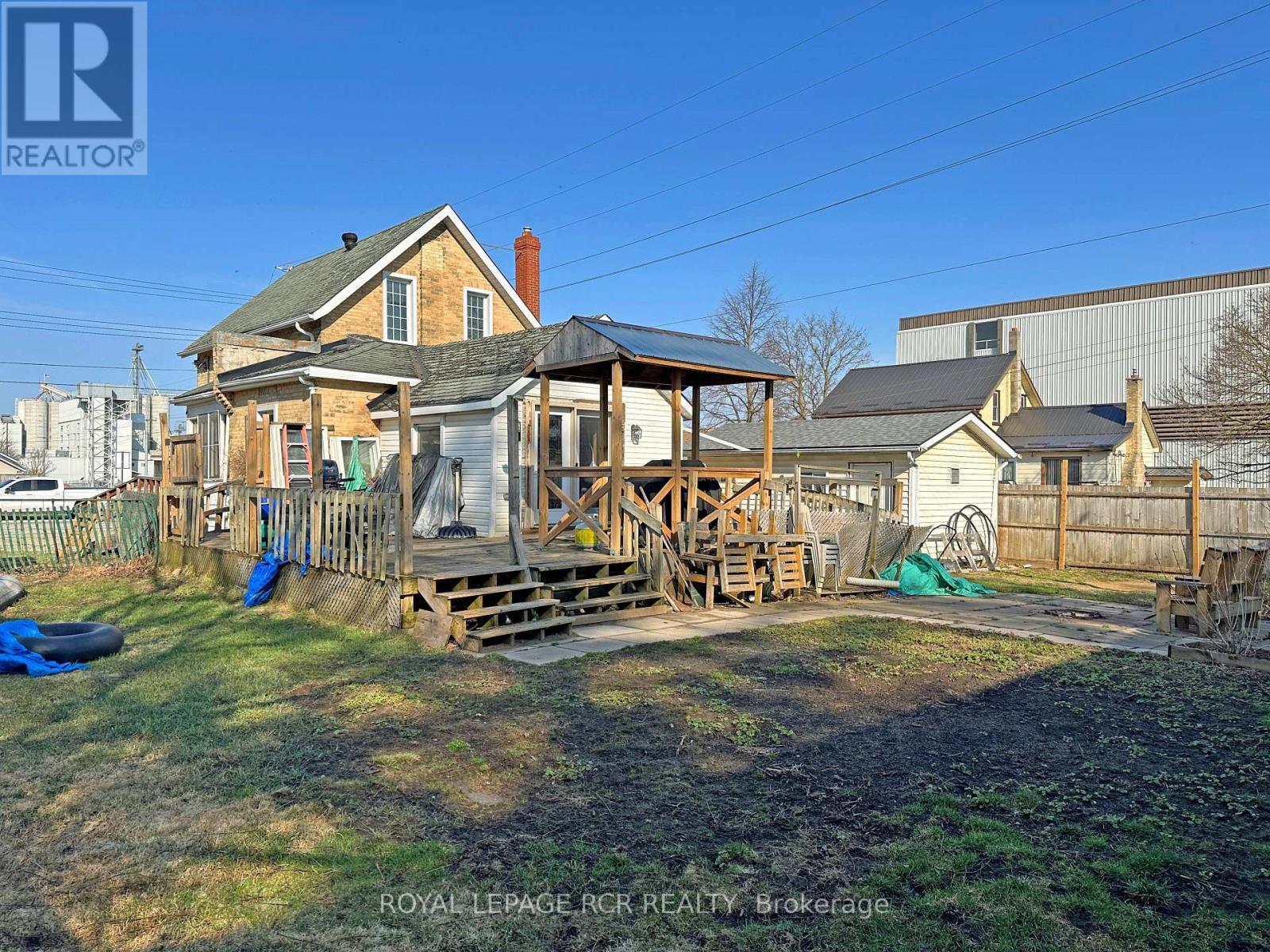 












641 10TH AVENUE

,
Hanover,




Ontario
N4N2P6

