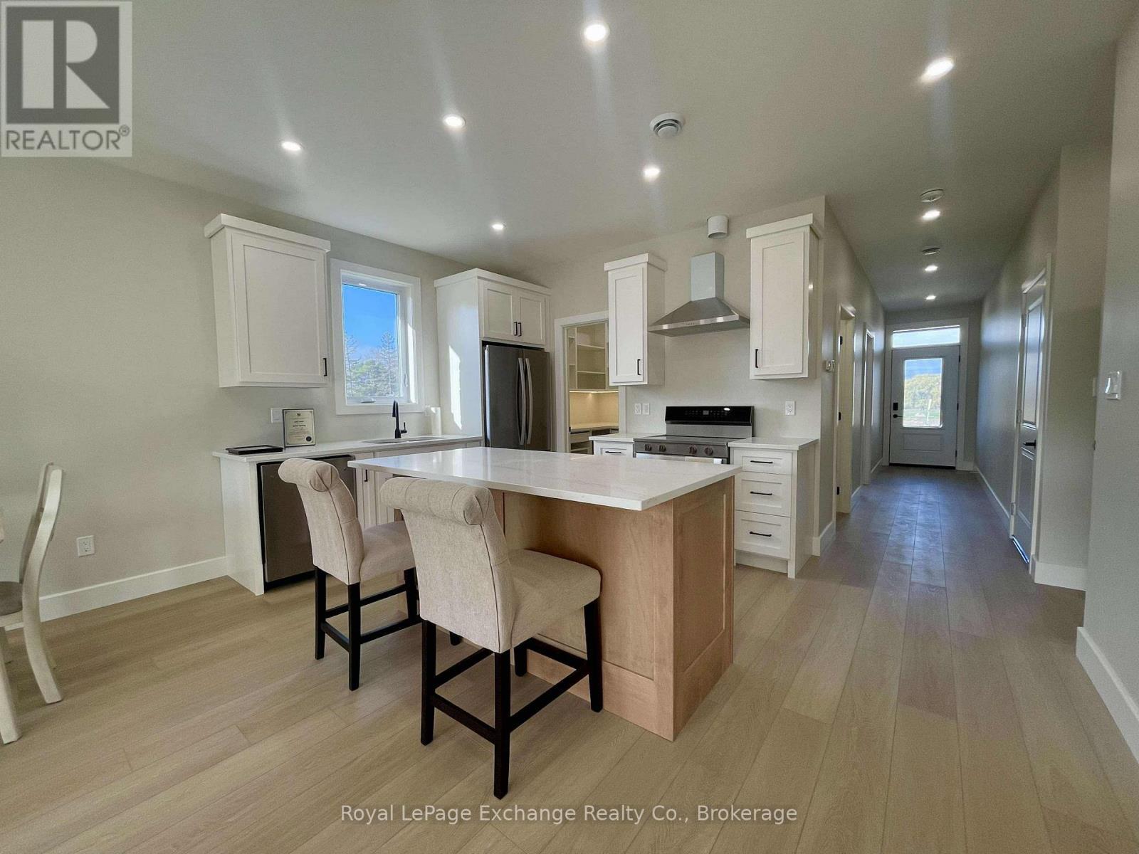 












68 MERCEDES CRES ROAD W

,
Kincardine,




Ontario
N2Z1G8

