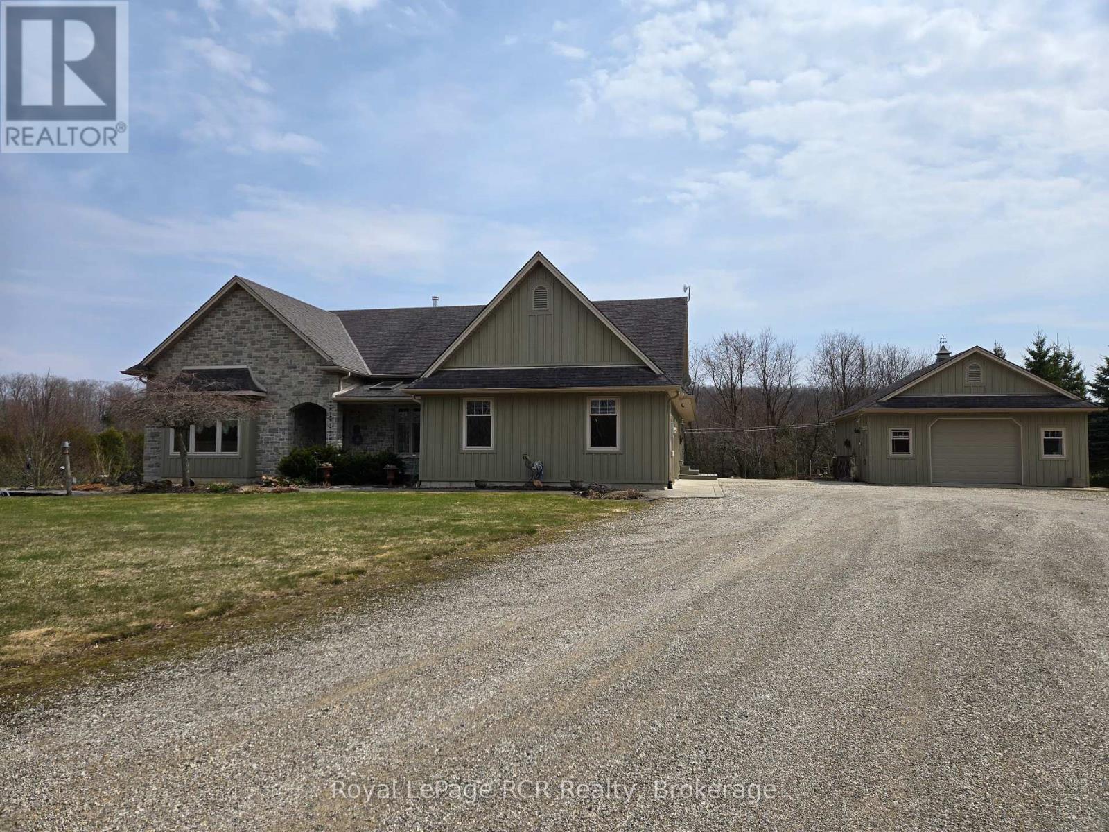












243392 SOUTHGATE RD 24 ROAD

,
Southgate,




Ontario
N0G1R0

