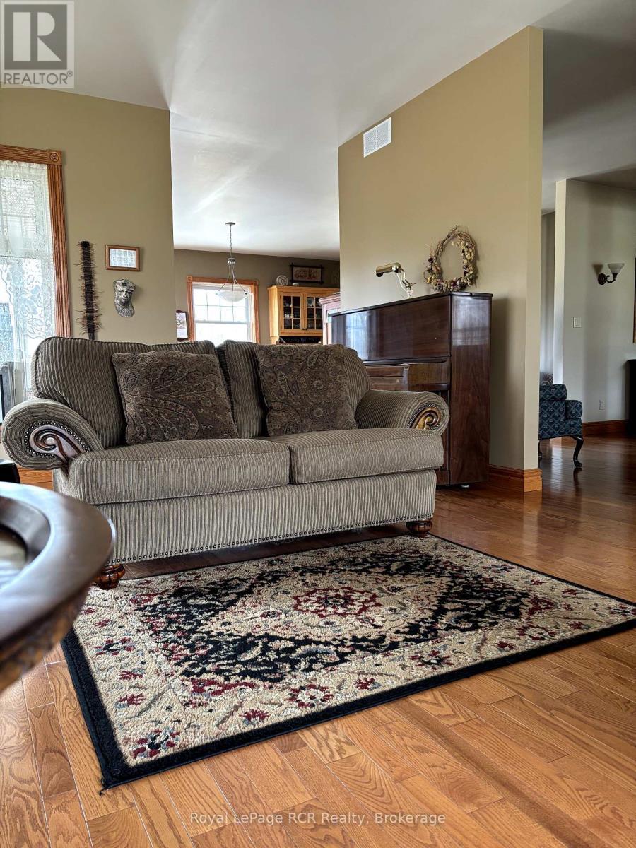 












243392 SOUTHGATE RD 24 ROAD

,
Southgate,




Ontario
N0G1R0

